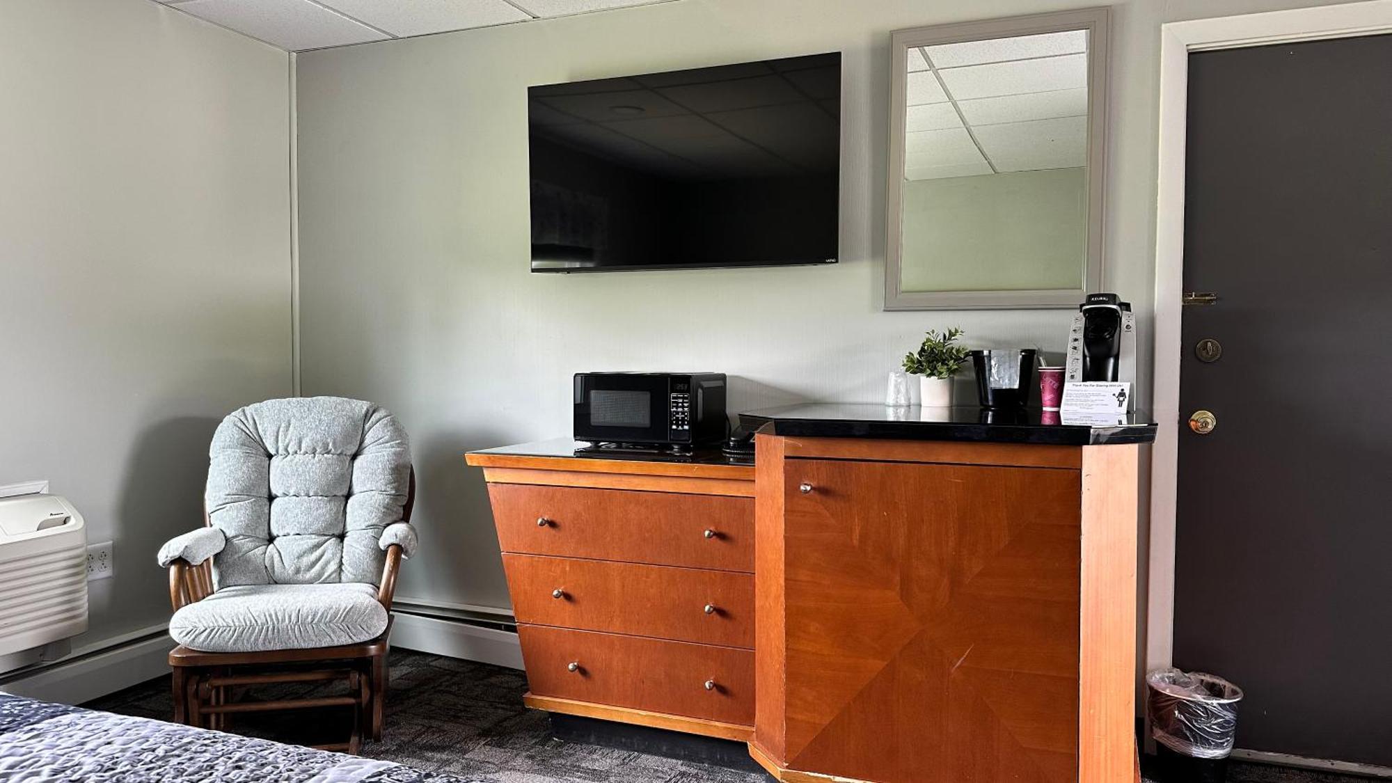 Colonial Valley Motel Farmington Екстериор снимка