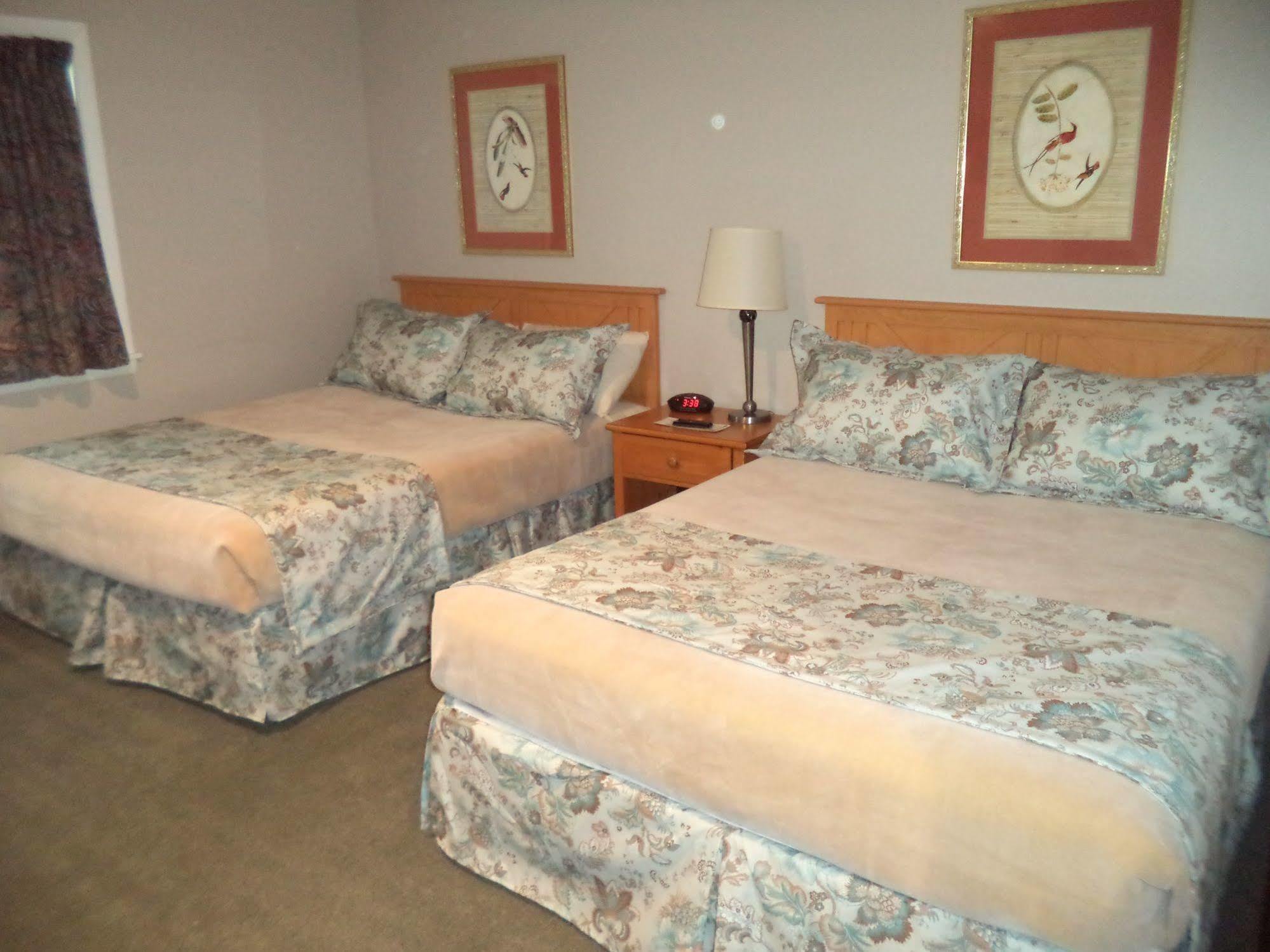 Colonial Valley Motel Farmington Екстериор снимка