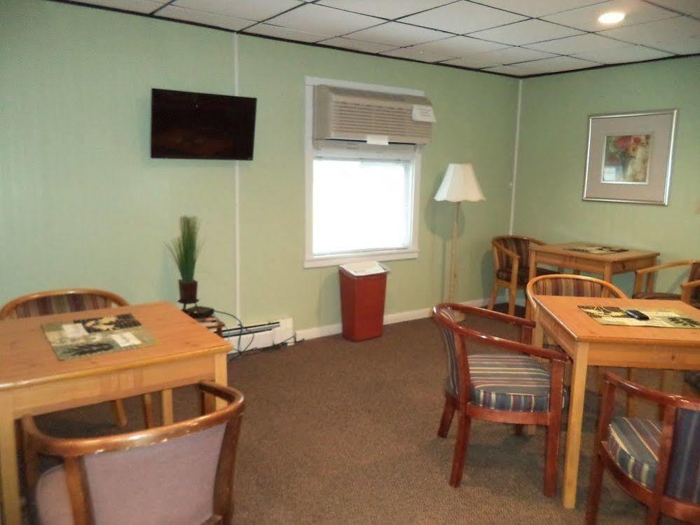 Colonial Valley Motel Farmington Екстериор снимка